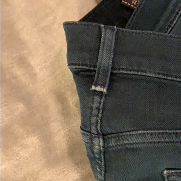 7 for All Mankind Slimmy Jean - Picture 5 of 5